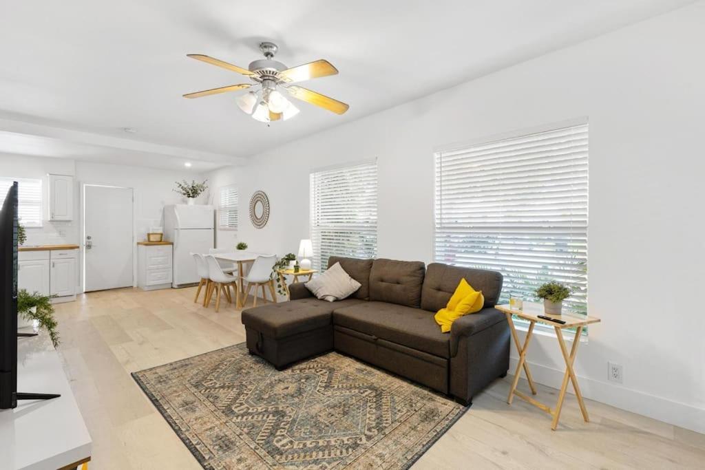 Dreamy 1-Bedroom Apt Walking Distance To Las Olas Fort Lauderdale Exterior photo